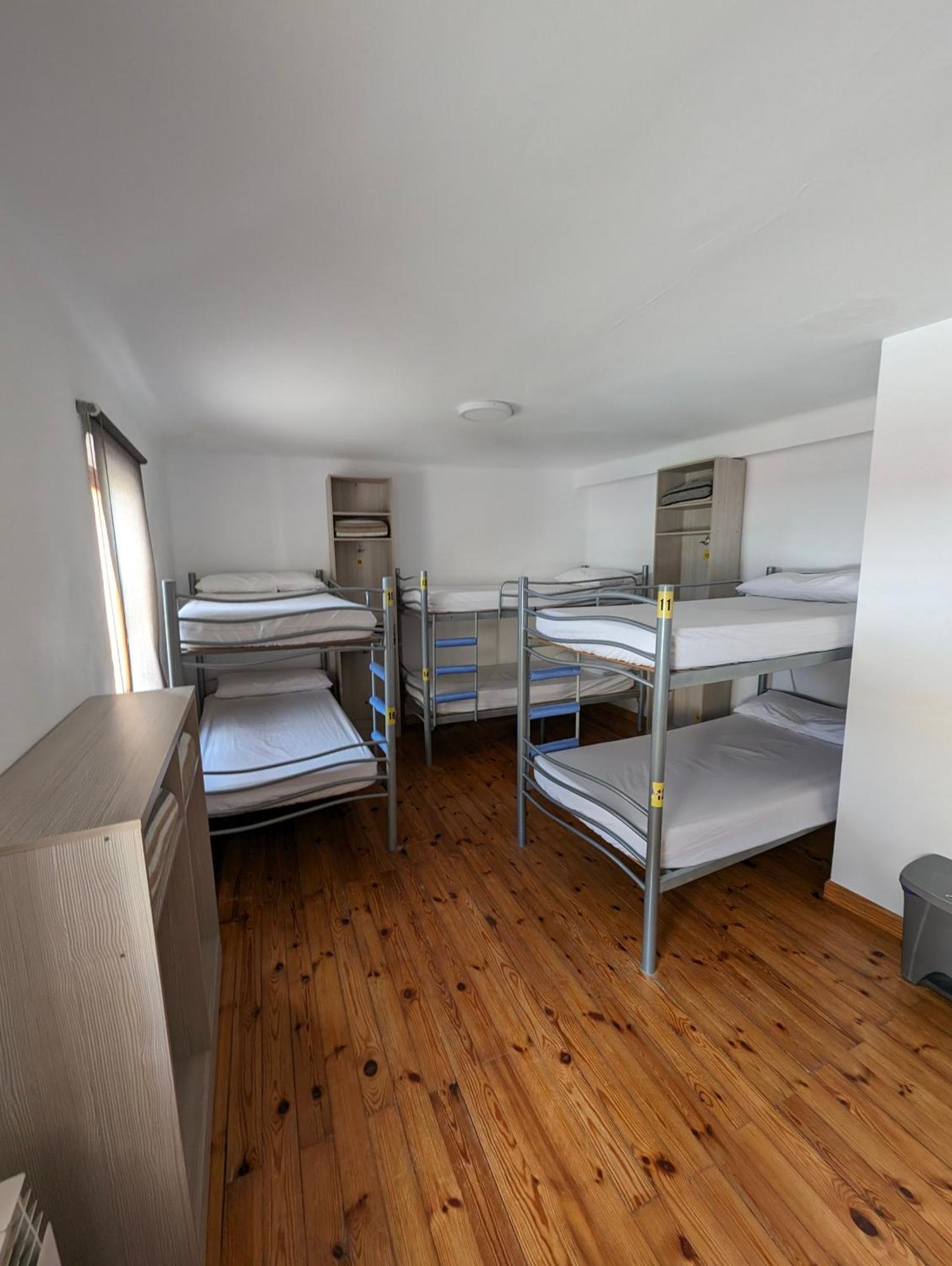 Albergue El Alfar/Pilgrim Hostel Орнильос-дель-Камино Экстерьер фото