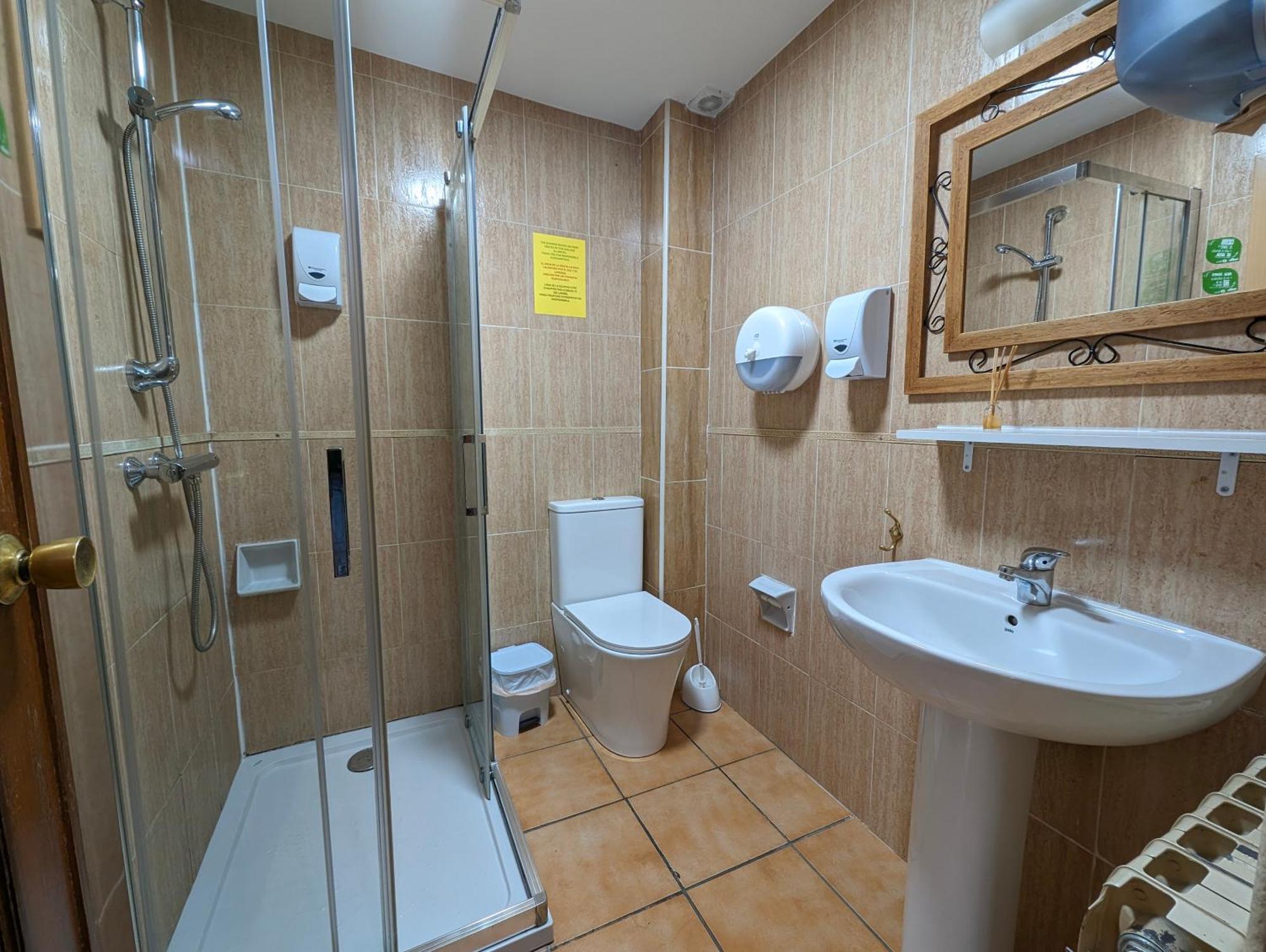 Albergue El Alfar/Pilgrim Hostel Орнильос-дель-Камино Экстерьер фото